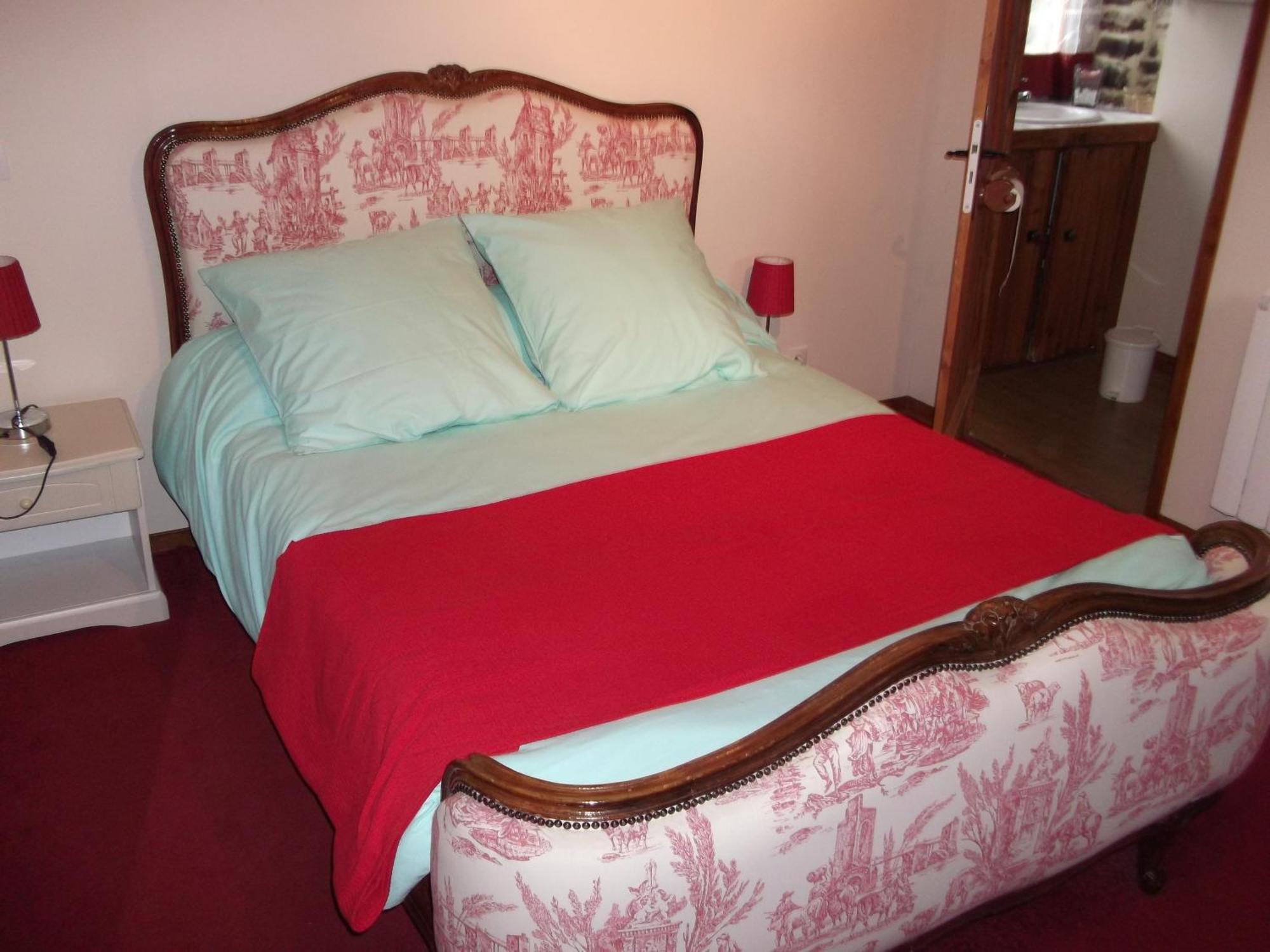 Bed and breakfast La Ferme de Montaigu Chambre photo