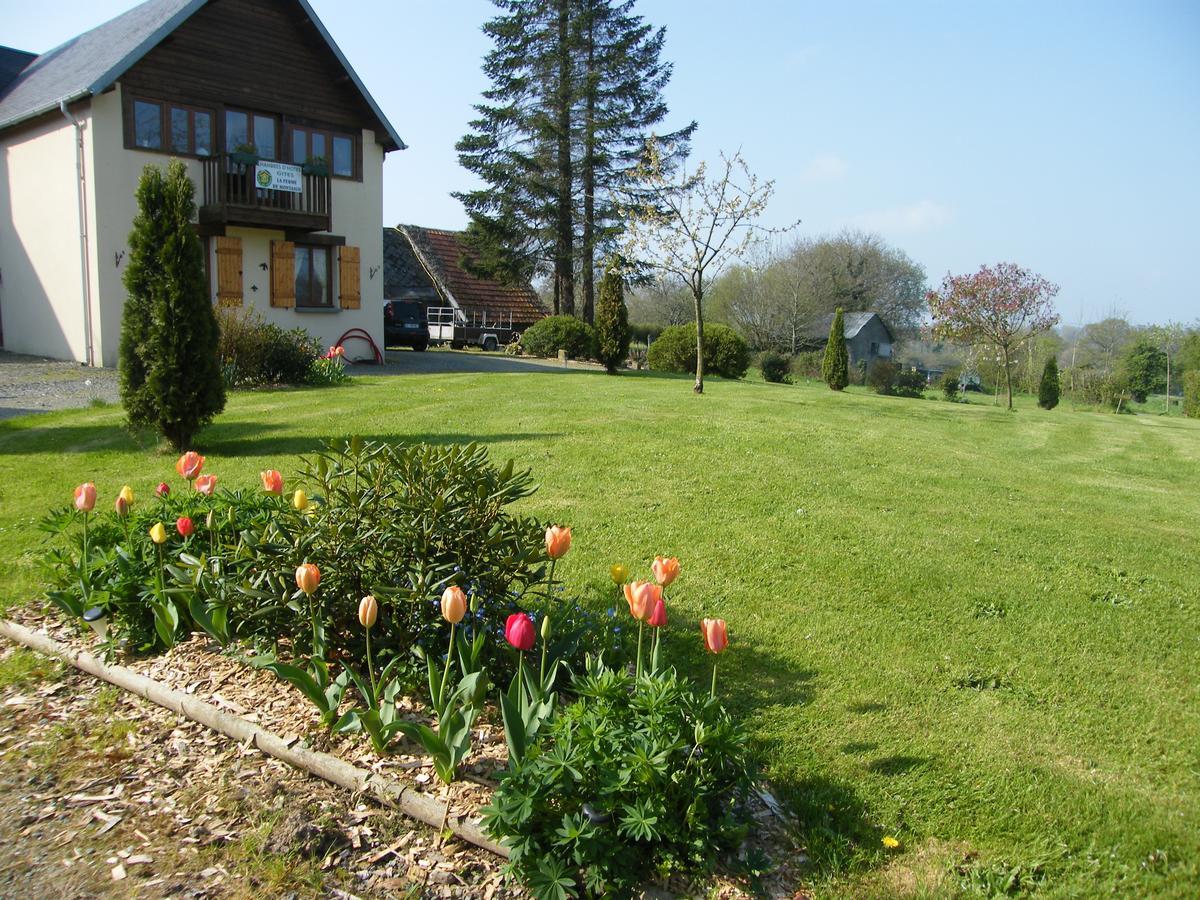 Bed and breakfast La Ferme de Montaigu Extérieur photo