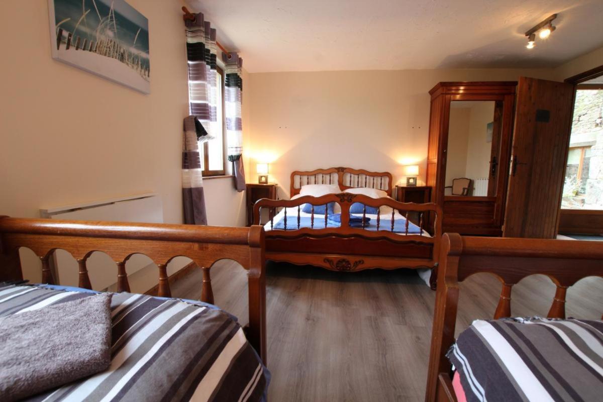 Bed and breakfast La Ferme de Montaigu Extérieur photo